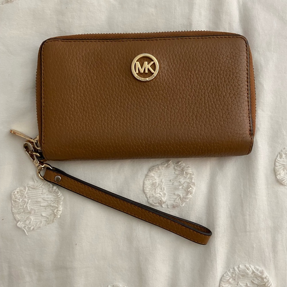 Michael Kors wallet
